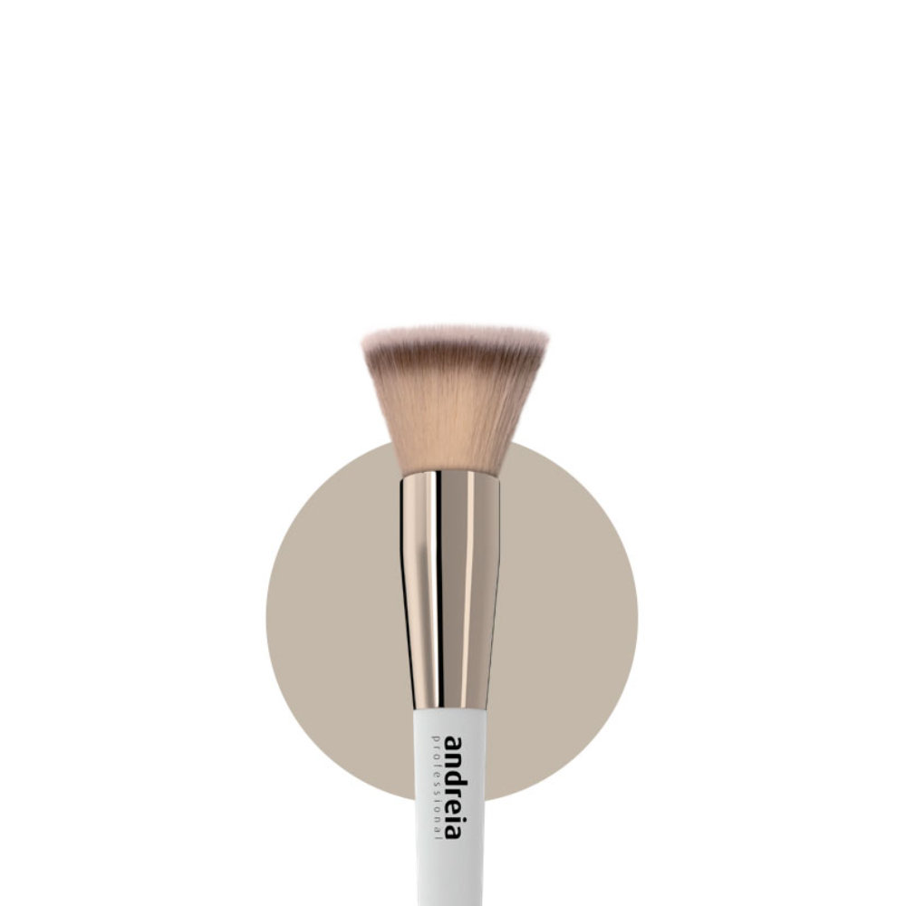 Kabuki Foundation Brush 101 - Andreia