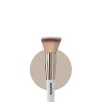 Kabuki Foundation Brush 101 - Andreia