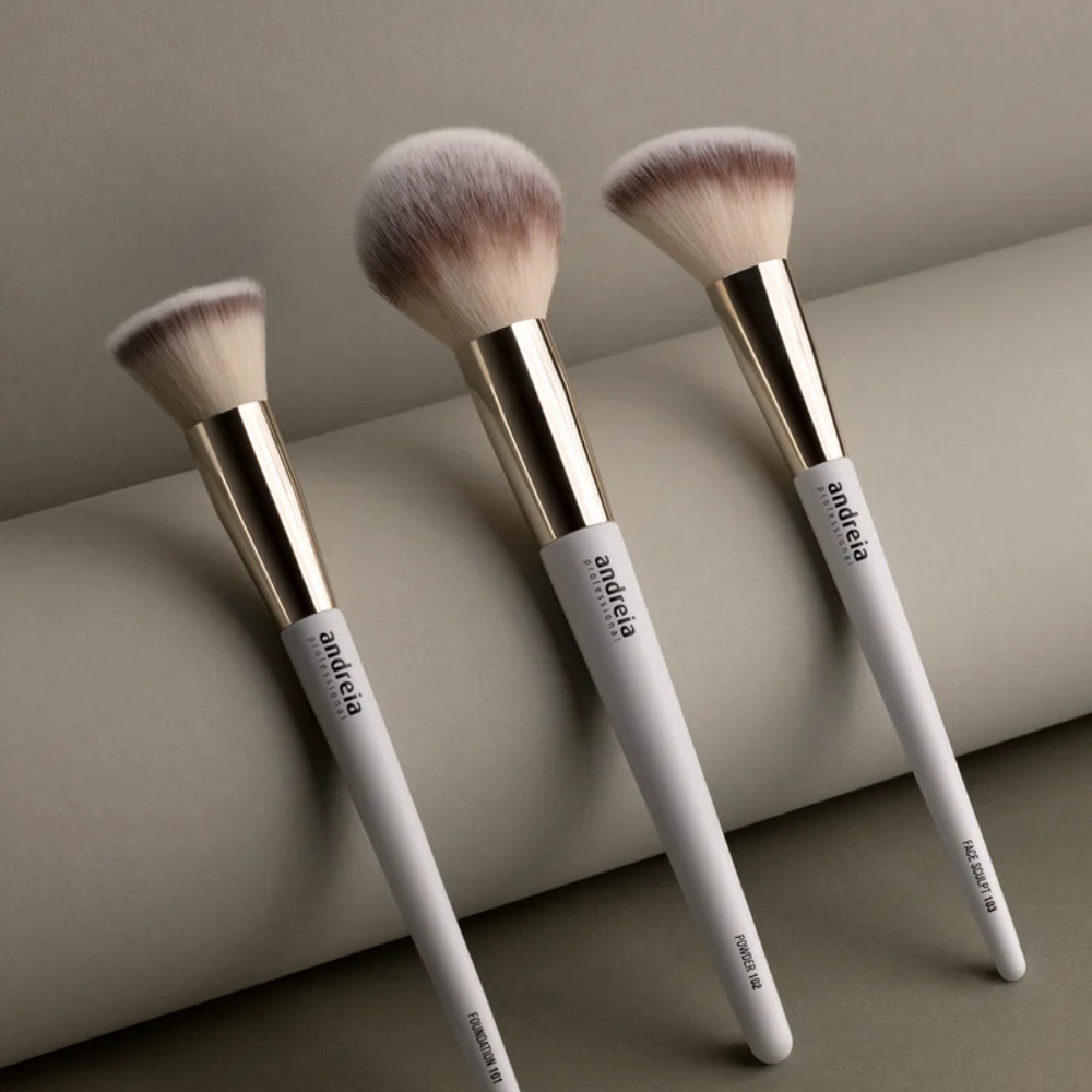 Kabuki Foundation Brush 101 - Andreia