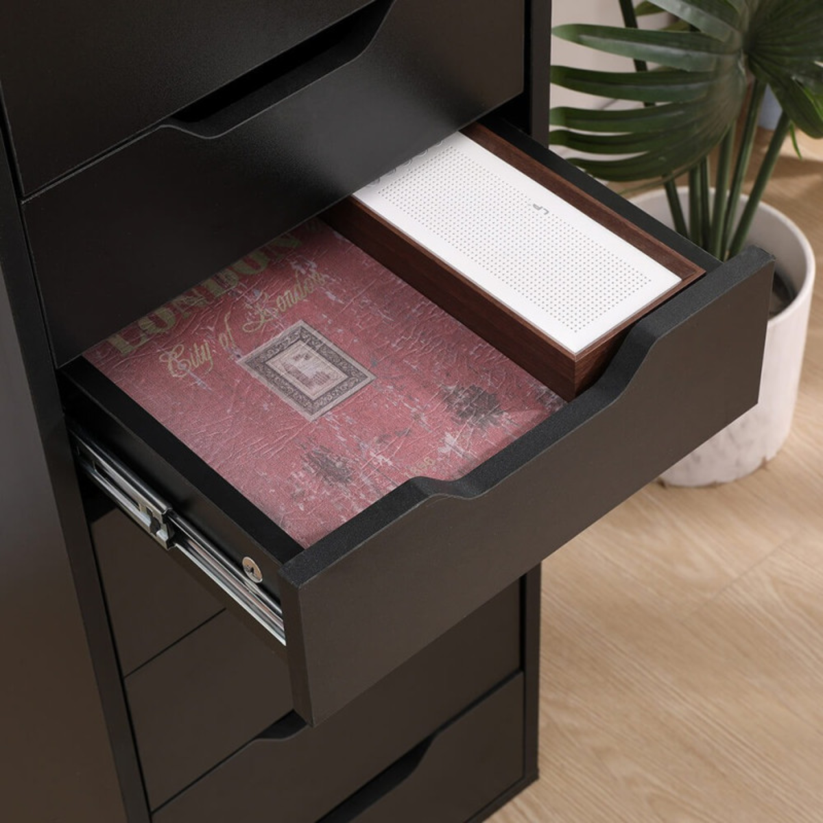Móvel Organizador com 9 Gavetas Preto 116x36x48 cm para Casa e Salões de Cabeleireiro/Estética)