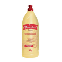 Creme Multifuncional Yamasterol Babosa e D-Pantenol 900g, frasco amarelo e tampa vermelha. Com Babosa e D-Pantenol, promove hidratação, proteção e brilho para todos os tipos de cabelo.