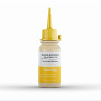 Casco de Cavalo Amolecedor de Verniz Óleo de Banana 30 ml — embalagem sobre fundo branco