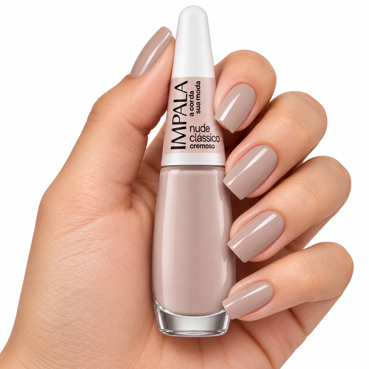 Impala Nude Clássico — Mano con Esmalte Nude, Imagen Ilustrativa