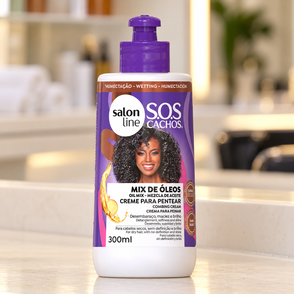Salonline S.O.S Mix de Óleos Creme de Pentear 300ml — ambientação ilustrativa