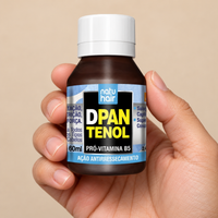 NatuHair - Óleo Capilar D-Pantenol 60ml — embalagem na mão