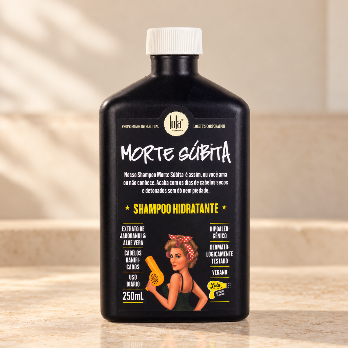 Lola Morte Súbita Shampoo Hidratante 250ml — apresentação em ambiente