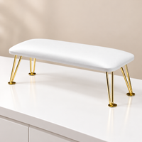 Salon Care poggiabraccio manicure bianco e oro 6961075 – vista ambientata