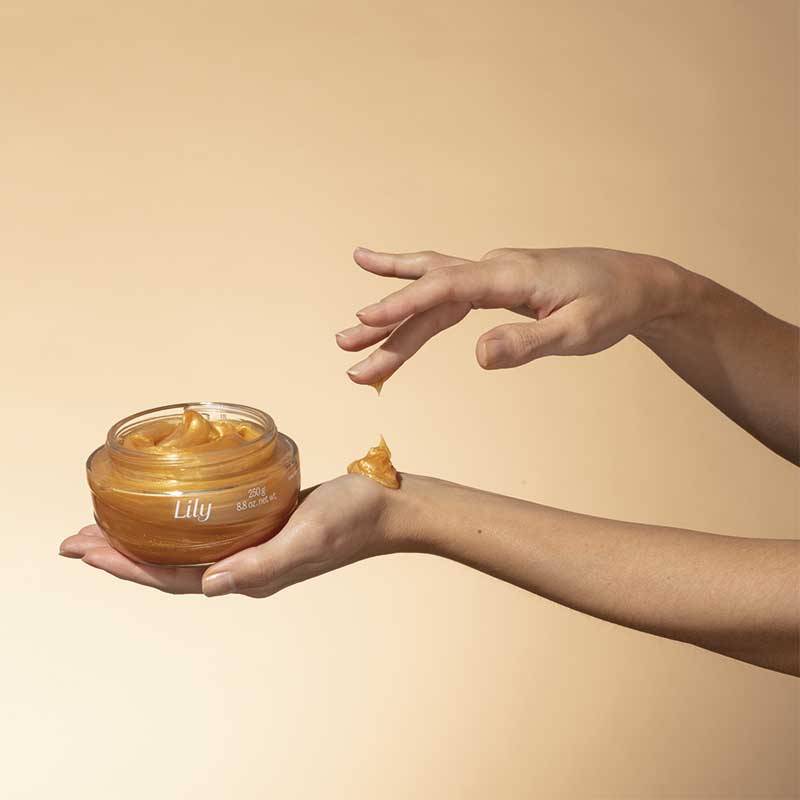Lily Glow 250 g – gel in uso sulle mani