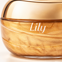 Lily Glow 250 g – dettaglio del logo e del gel dorato